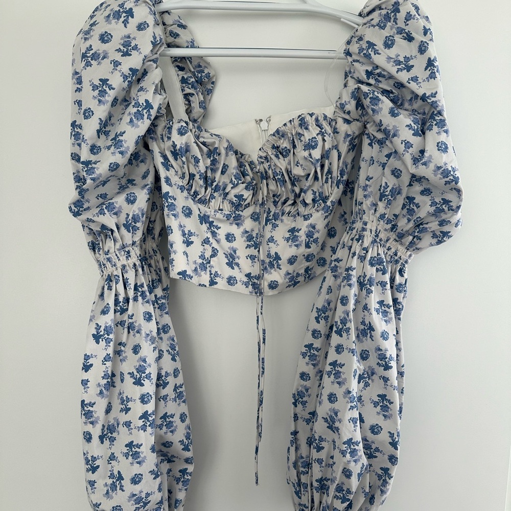 houseofCB Millicent top XS white and blue floral cropped corset top